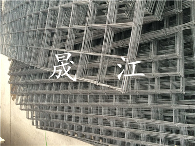 镀锌铁丝等经机械加工而成网片